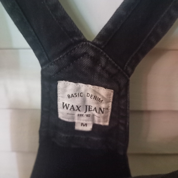 Overall shorts - Picture 3 of 4